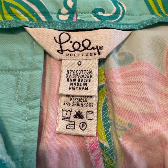 Lilly Pulitzer Pink and Green Floral Capris - Picture 4 of 5